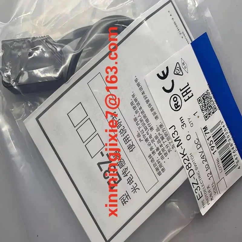 original in stock  quality guarantee  E3Z-D82K-M3J  photoelectric switch sensor Integrated Circuit