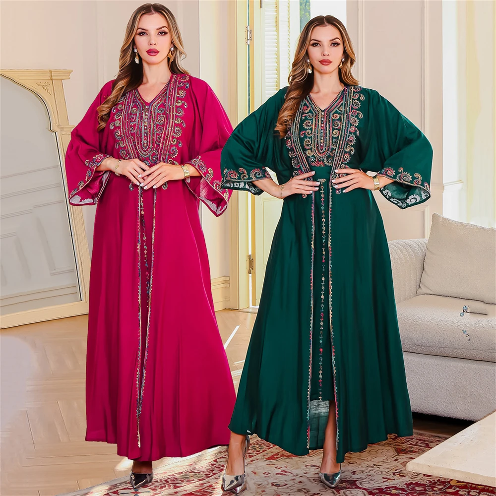

Middle Eastern Dress, Dubai Elegant Muslim Women's Robe, Festival Arab Embroidered Long Robe