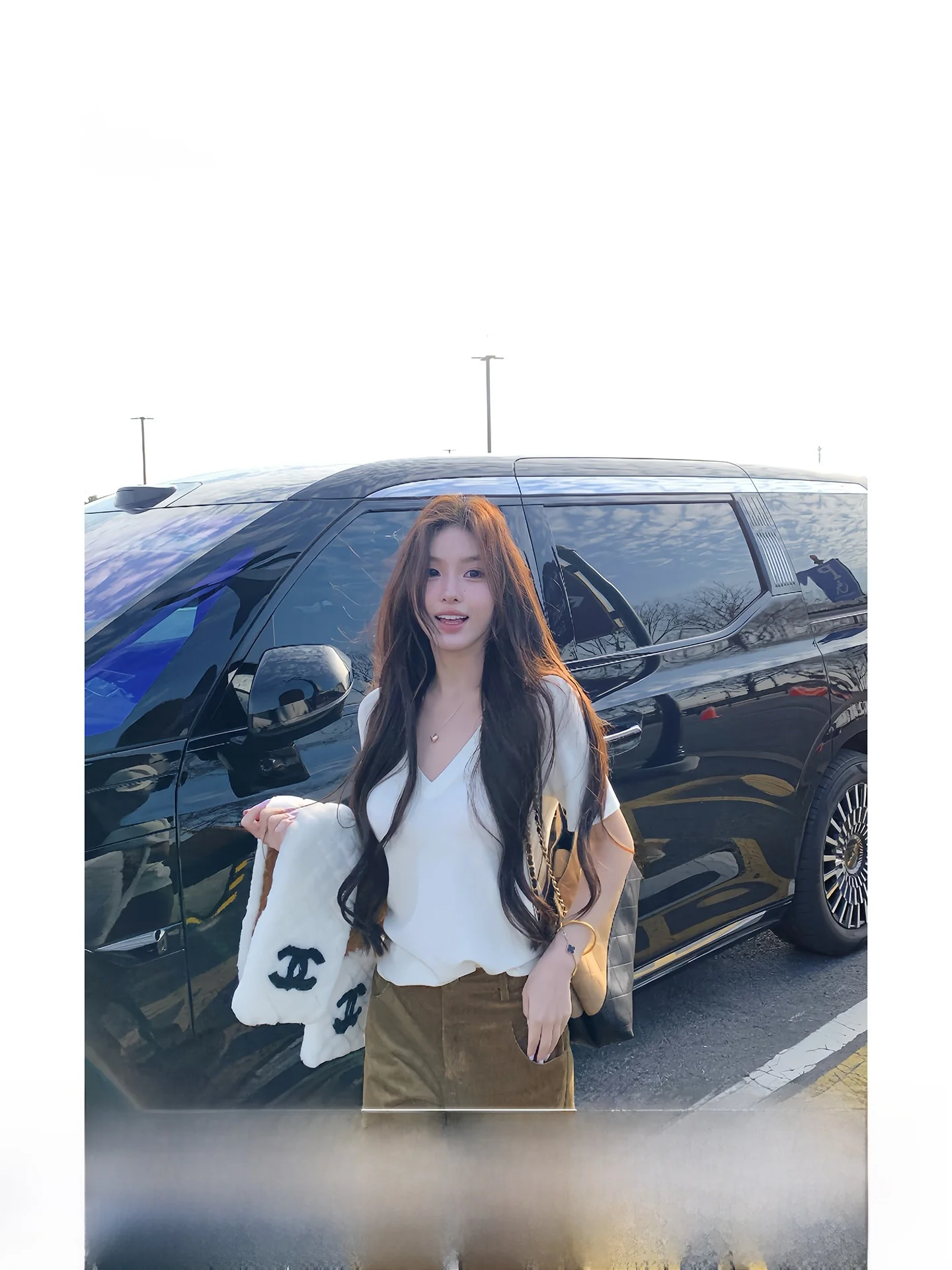 

Женская футболка Pure Desire с V-образным вырезом и коротким рукавом, облегающая, белая, дышащая, удобная, трикотажная, повседневная, модная