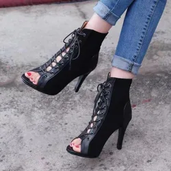 Neue Schnür sandalen Absätze Damenschuhe Sommer trend schwarz sexy Peep Toe Stiefel Mode Stoff Stilettos Jazz Dance weibliche Sandale