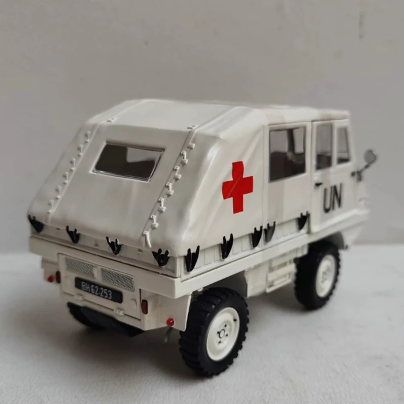 

Schuco 1/18 масштаб S Puch сплав имитация модели автомобиля статическая коллекция украшенные праздничные подарки игрушки сувенирный подарок