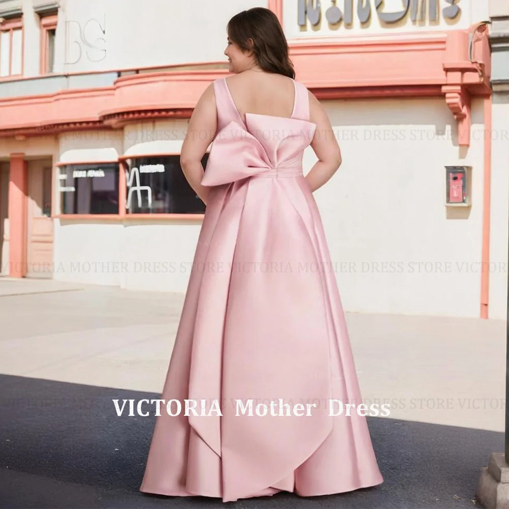 Customized Satin Plus Size Sexy Wedding Guest Gowns A-Line V-Neck Mother of the Bride/Groom Dress Front Slit Long Evening Gowns