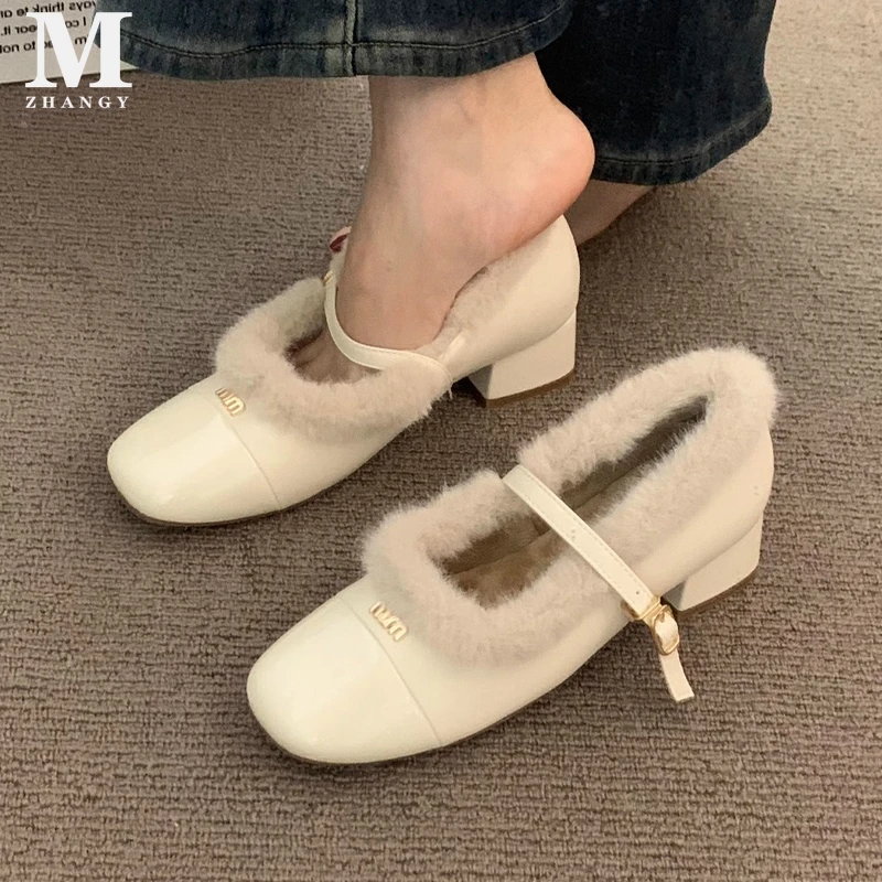 Chaussures en coton à fourrure léopard pour femmes, bottes épaisses, escarpins Deigner, robe de mode, tout neuf, élégant, hiver, tendance, 2025