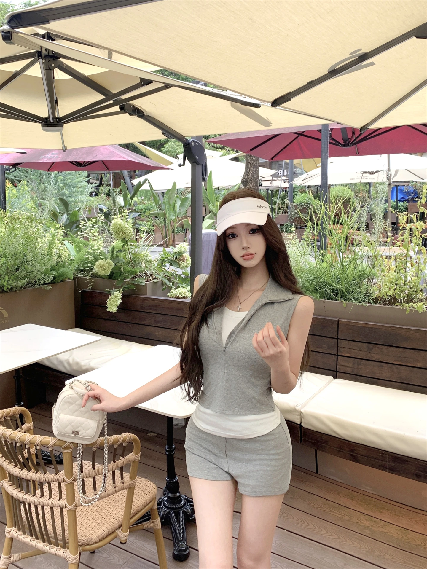 

Gray Sporty Two-Piece Set Casual High Waist Straight Leg Shorts Women's Spring Fashion Ensemble V-Neck Sleeveless Top Bottoms