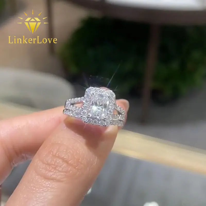 LinkerLove Radiant Cut Moissanite Engagement Ring for Women S925 Silver 1CT Halo Split Shank Pave Band Ring Wedding Jewelry Gift