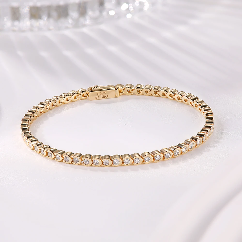 

ANDH D Color VVS1 Moissanite Tennis Bracelet for Women Diamond Chain Rhodium Plating Anniversary Valentine's Day Jewelry Gifts