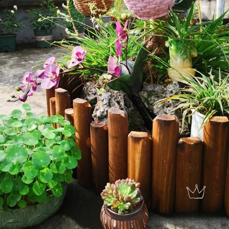 Anti-Corrosion Wooden Fence Outdoor Plug-in Yard Border Mini Garden Fence Decorative Stake Barrier for Lawn Flower Bed