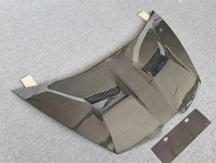 

Vors Style Dry Carbon Fiber Hood for Huracan LP610 LP580 EVO Engine Cover