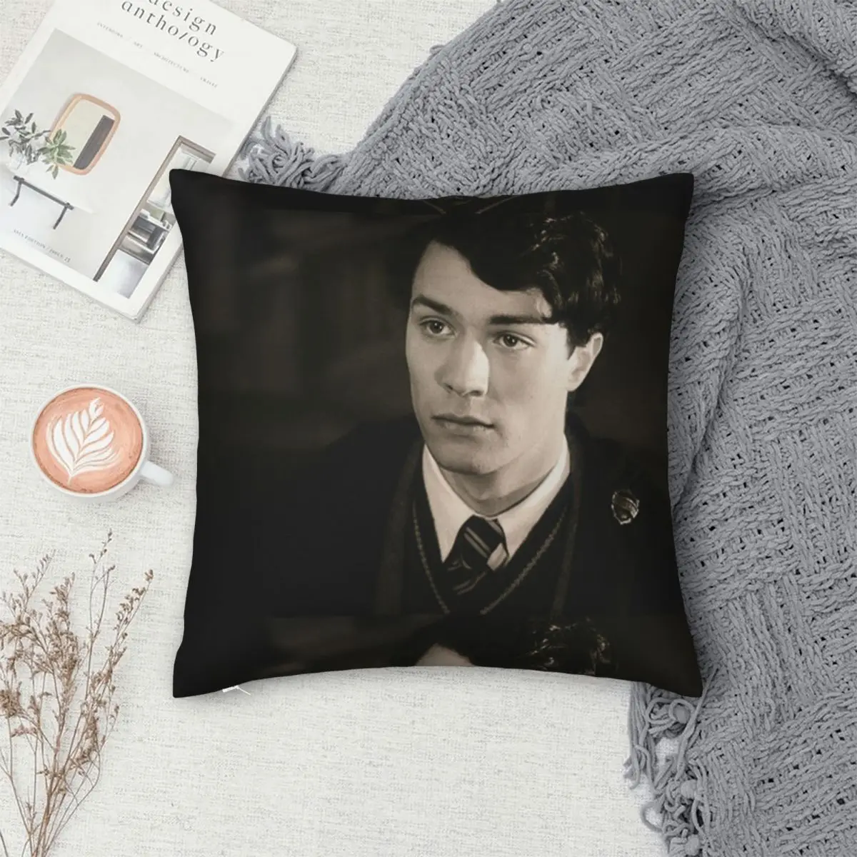 Tom Riddle Pillowcase Polyester Linen Velvet Pattern Zip Decorative Car Cushion Cover 18\