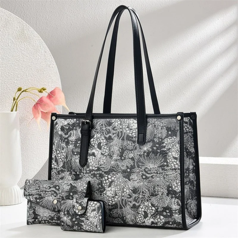 

Vintage Inspired Leather Messenger Bag With Crossbody Strap Practical Daily Use