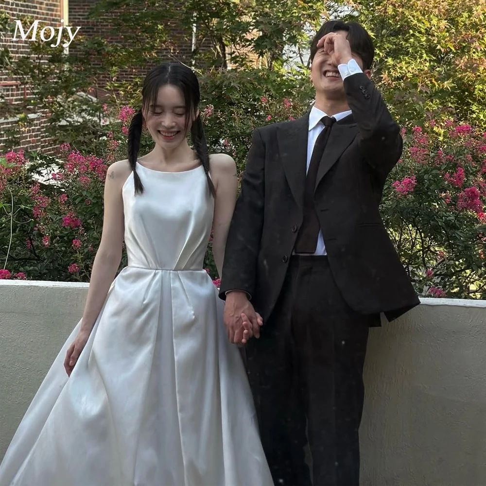 

Mojy Ivory SatinA-Line Evening Dress Customized Simple Scoop Sleeveless Wedding Dress Photo Shoot Prom Gowns 웨딩드레스