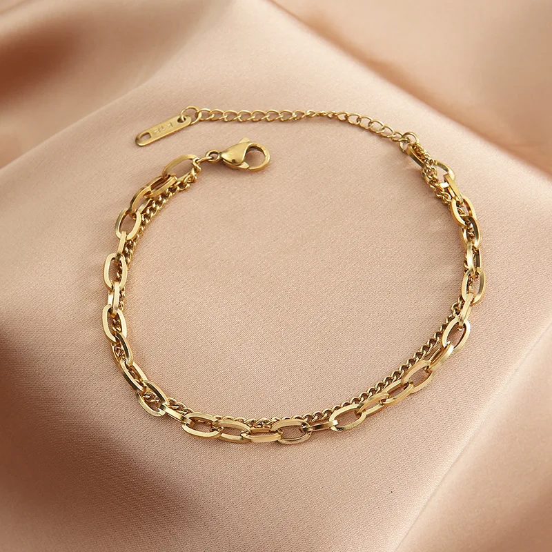 

Fashionable Minimalist Double-layer Bracelet Featuring Sweet Cool Style Light Luxury Bracelet Personalized Accessories