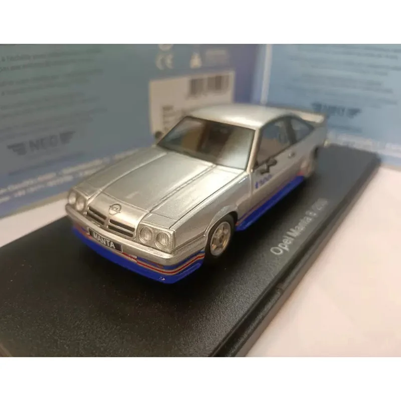 

Neo 1:43 Scale Opel Manta 1982 Coupe Resin Car Model Collection Ornaments