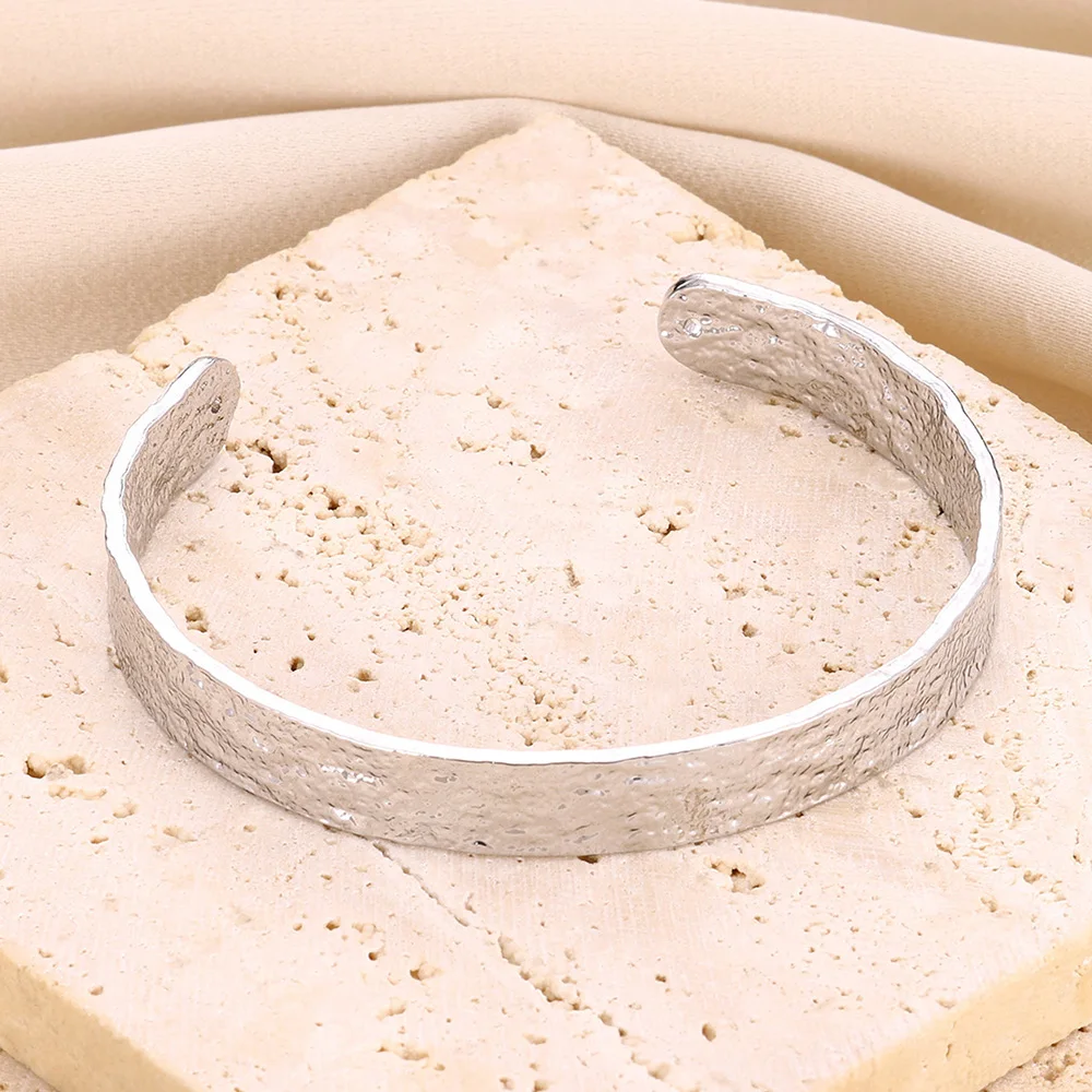 Classic Wrinkle Texture Openning Bangle Bracelet For Women Exquisite Cuff Bracelet Stainless Steel Hand Ornament Punk Jewelry