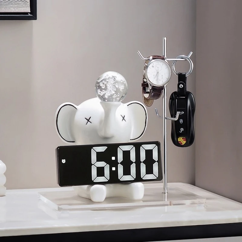 

Dumbo Living Room Decoration Desk Clock Advanced Clock Watch Nightstand Alarm Clock Restaurant Desktop Gadgets Home Decor Items