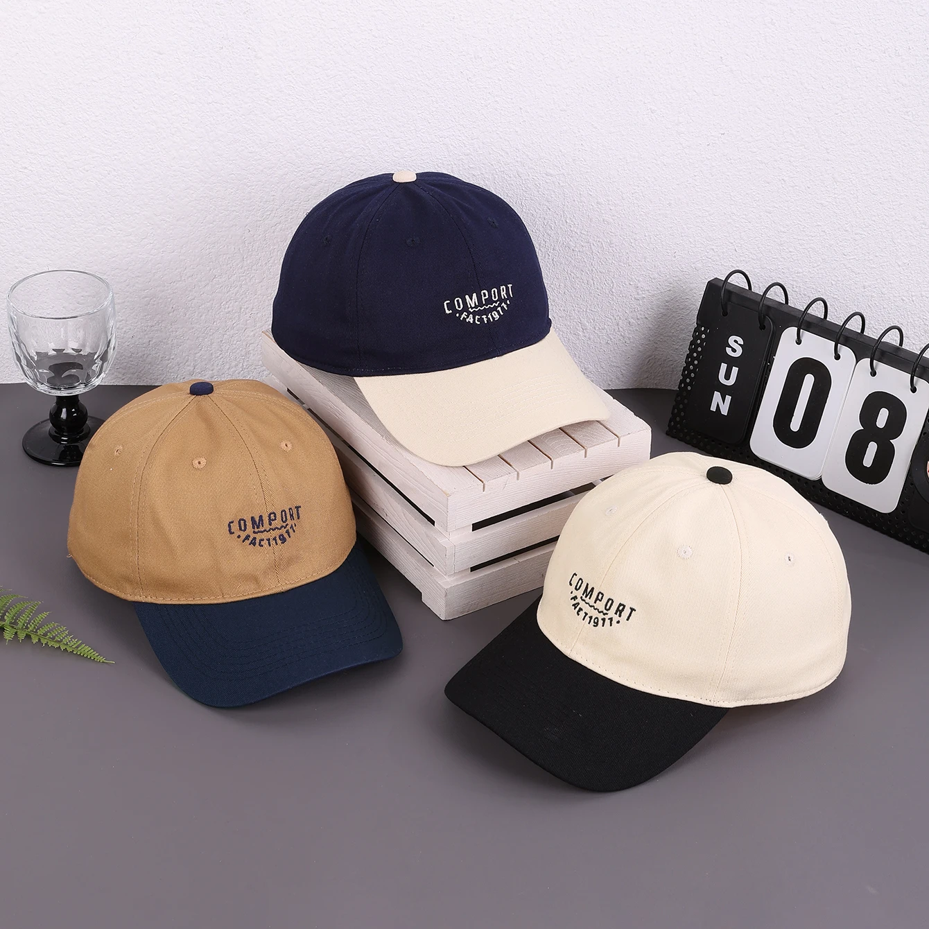 American-Style Retro Splicing Embroidered Letter 1977 Baseball Cap Couple's Daily Versatile Soft-Top Baseball Cap