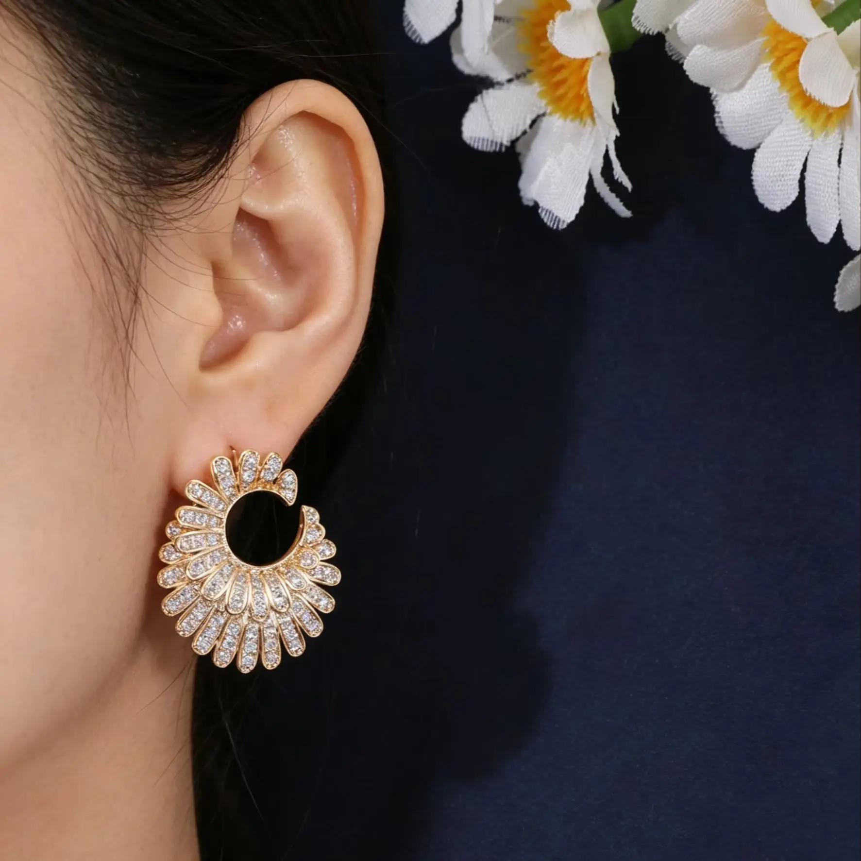 Fan Shape Pave Clear Crystal Cuff Earrings, Half Circle Radiating Petal Open Hoop Statement Earrings For Daily Evening Party