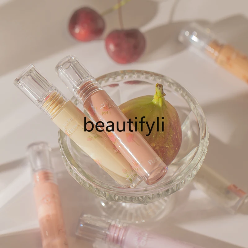 

First kiss dew light lip glaze lip gloss mirror lip gloss is not easy to stick to the cup lipstick student