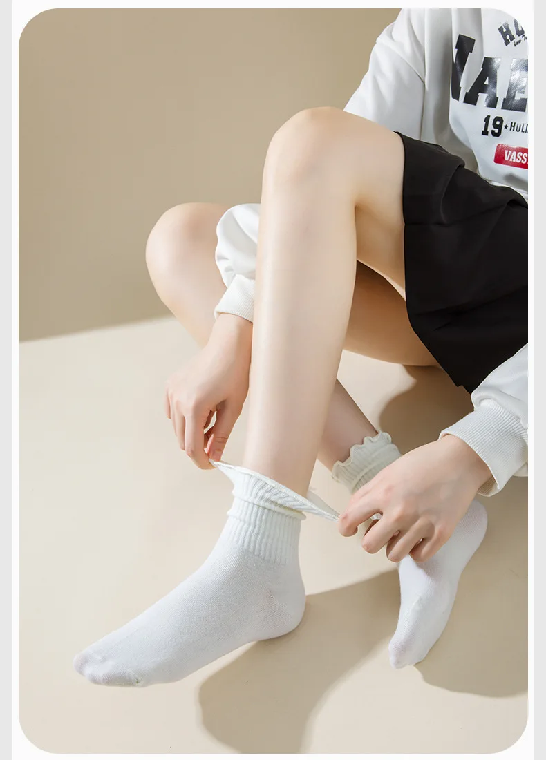 5 Pairs /Lot Socks for Women Ruffle Middle Tube Ankle Short Breathable Black White Set Spring Autumn