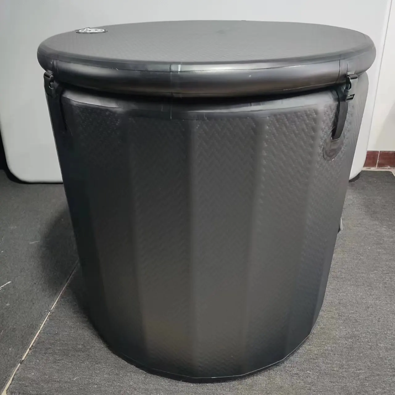 

LN SPORTS оптовая продажа с фабрики большой квадратный/овальный надувной холодный глубокий терапия ледяная ванна восстановительный бассейн открытый вид логотип