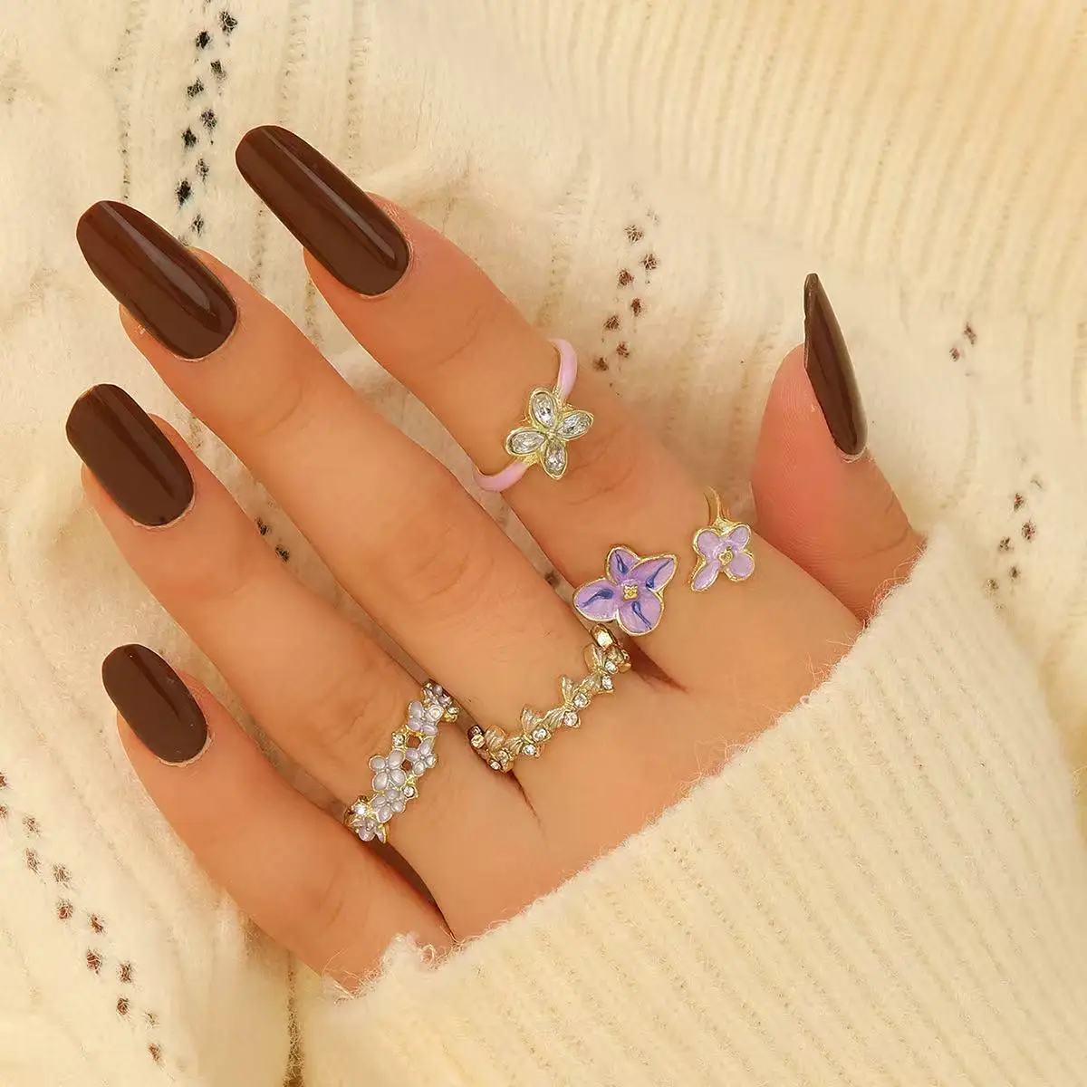 Fashionable Retro Geometric Pearl large Flower Ring Set, Gold Opening Women's Jewelry New Accessory set Gift