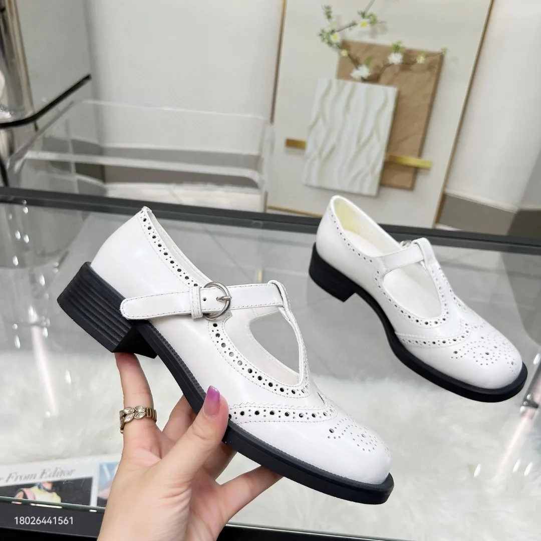 Fashion Thick Soled French Mary Jane Shoes Women's T-Shaped Buckle Strap Thick Follow Shoes Carved Internet Red Leather Shoes