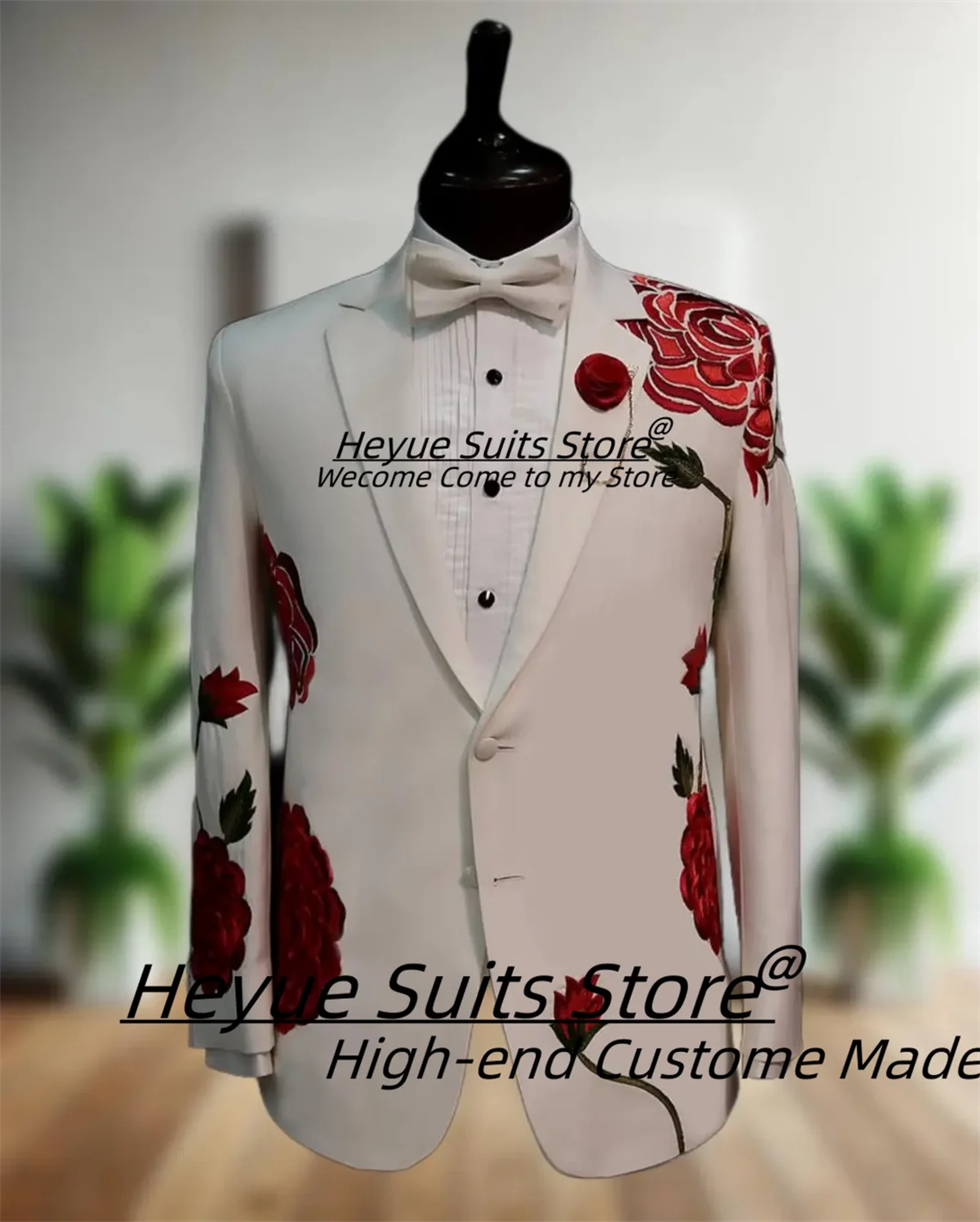 

Elegant Flower Embroidered Fashion Groom WeddingTuxedos Customized Slim Fit Notched Lapel Groom Wedding Tuxedos 2 Pieces Sets