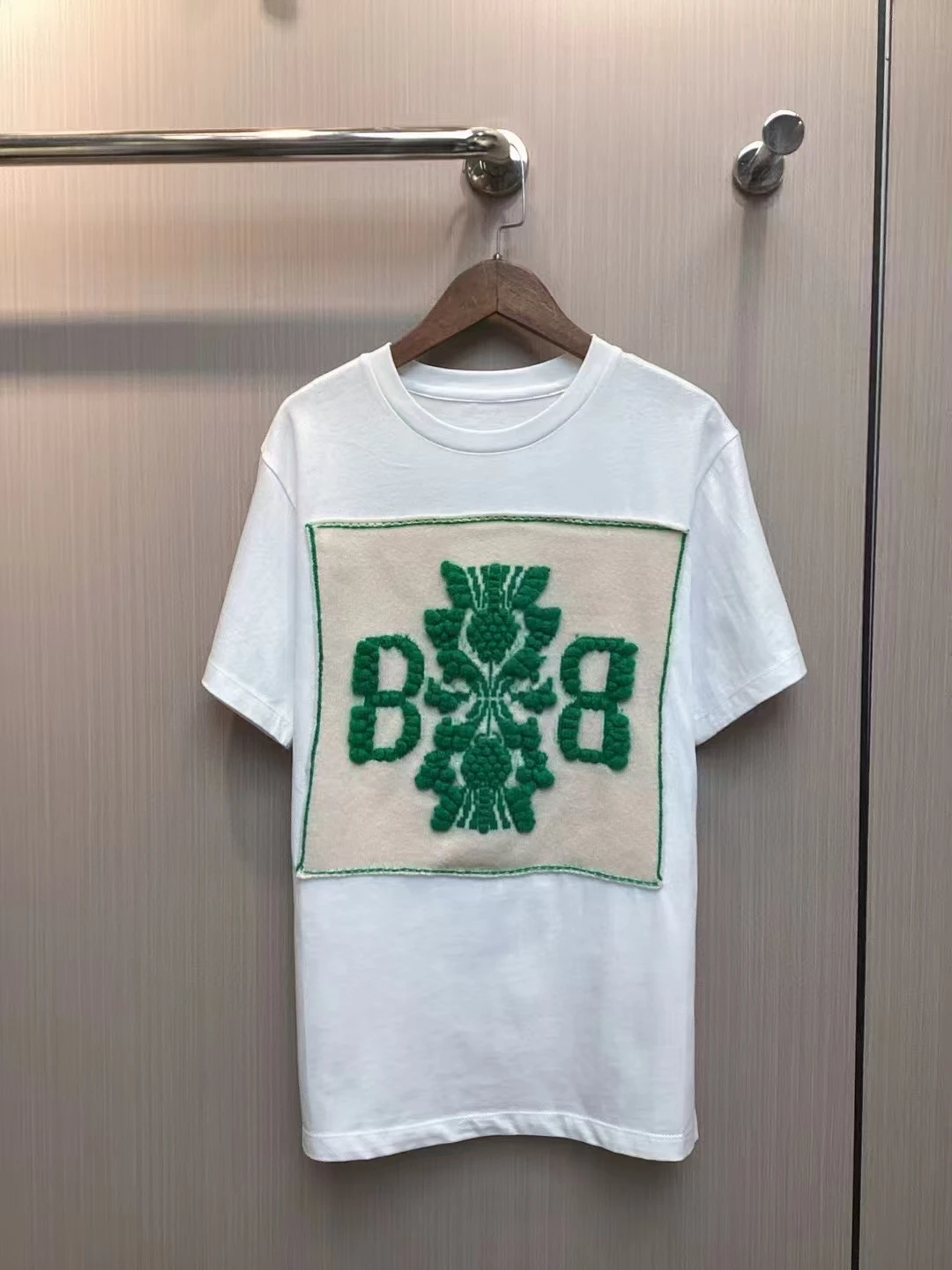 تي شيرت جديد موديل 2025 برقبة دائرية ومطرز بنمط مزاجي للتنقل بأكمام قصيرة #5