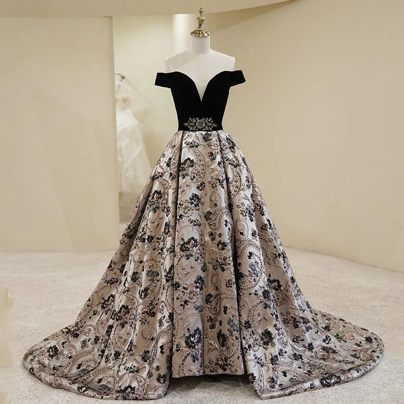 

Evening Dress Boat Neck Luxurious Crystal Appliques Short Sleeves Ball Gown Pleat New Floor-Length Party Formal Gown Woman B1979