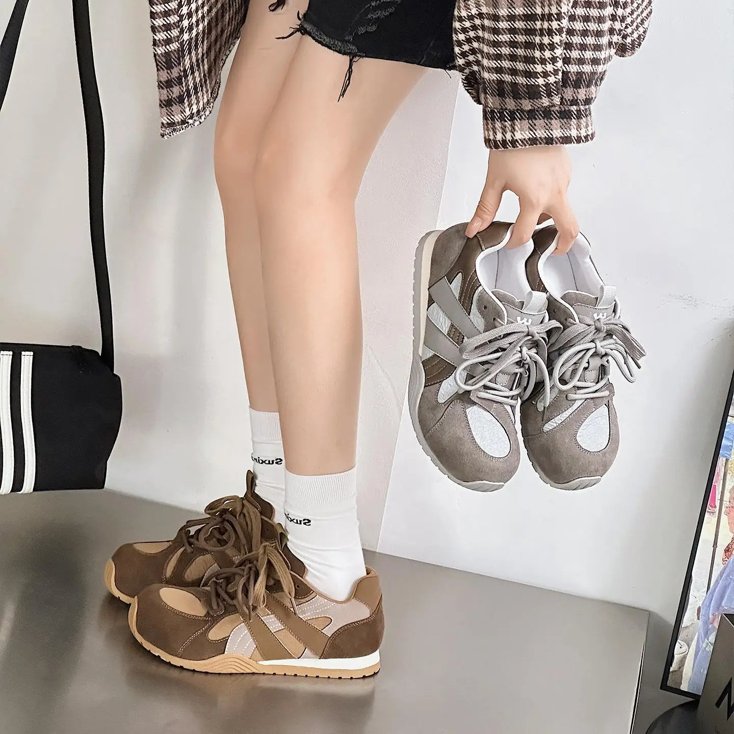 

Retro Women's Sneakers Double Lace-Up Trainer Shoes Breathable Mesh Rubber Outsole Comfortable round Toe Fashion Sport...