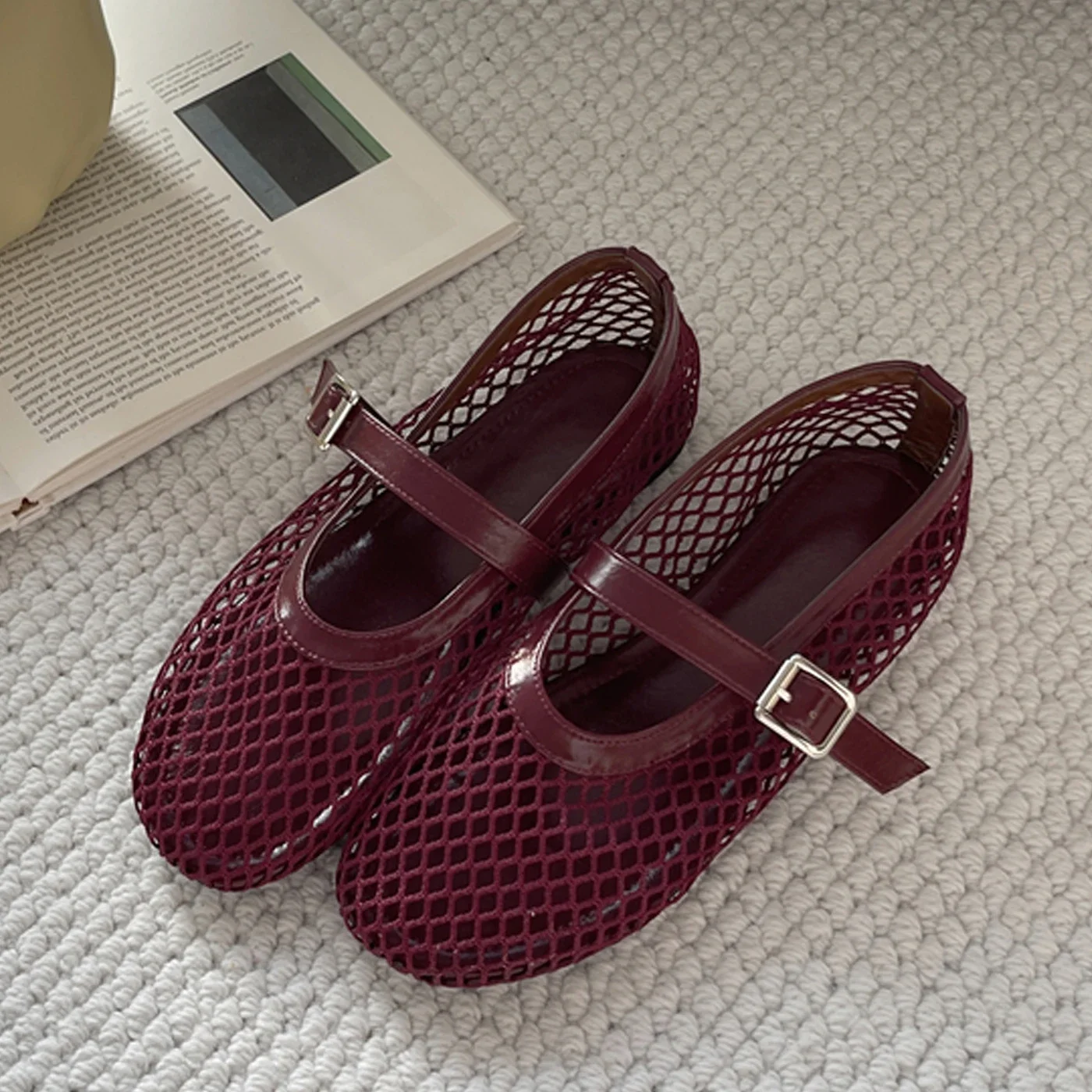 Eilyken Summer Designer Cosy Mesh Heels Women Flat Shoes Fashion Round Toe Buckle Strap Casual Outdoor Dress Sandals