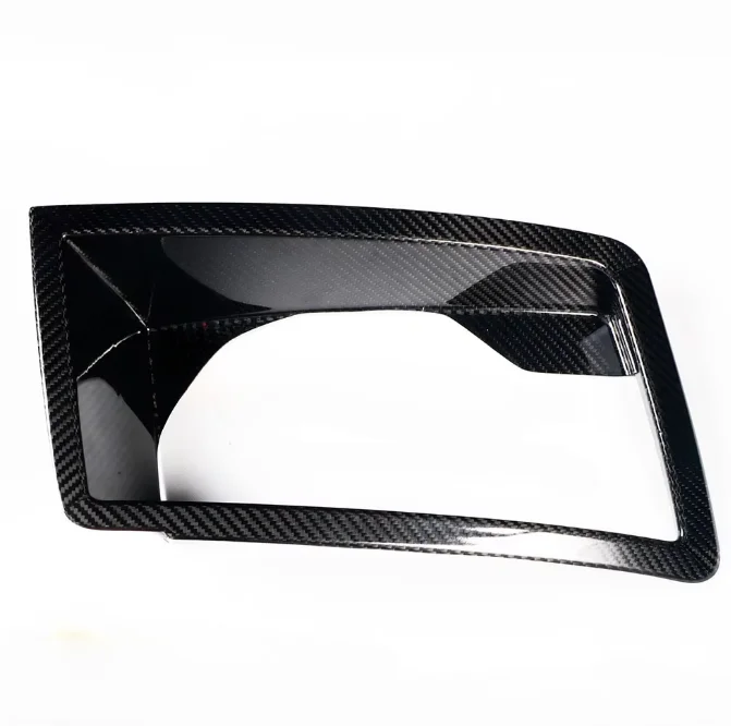 

High Quality Dry Carbon Fiber Head Light Cover Hot Selling Auto Part for Land Rover Defender 110 90 L663 Condition New
