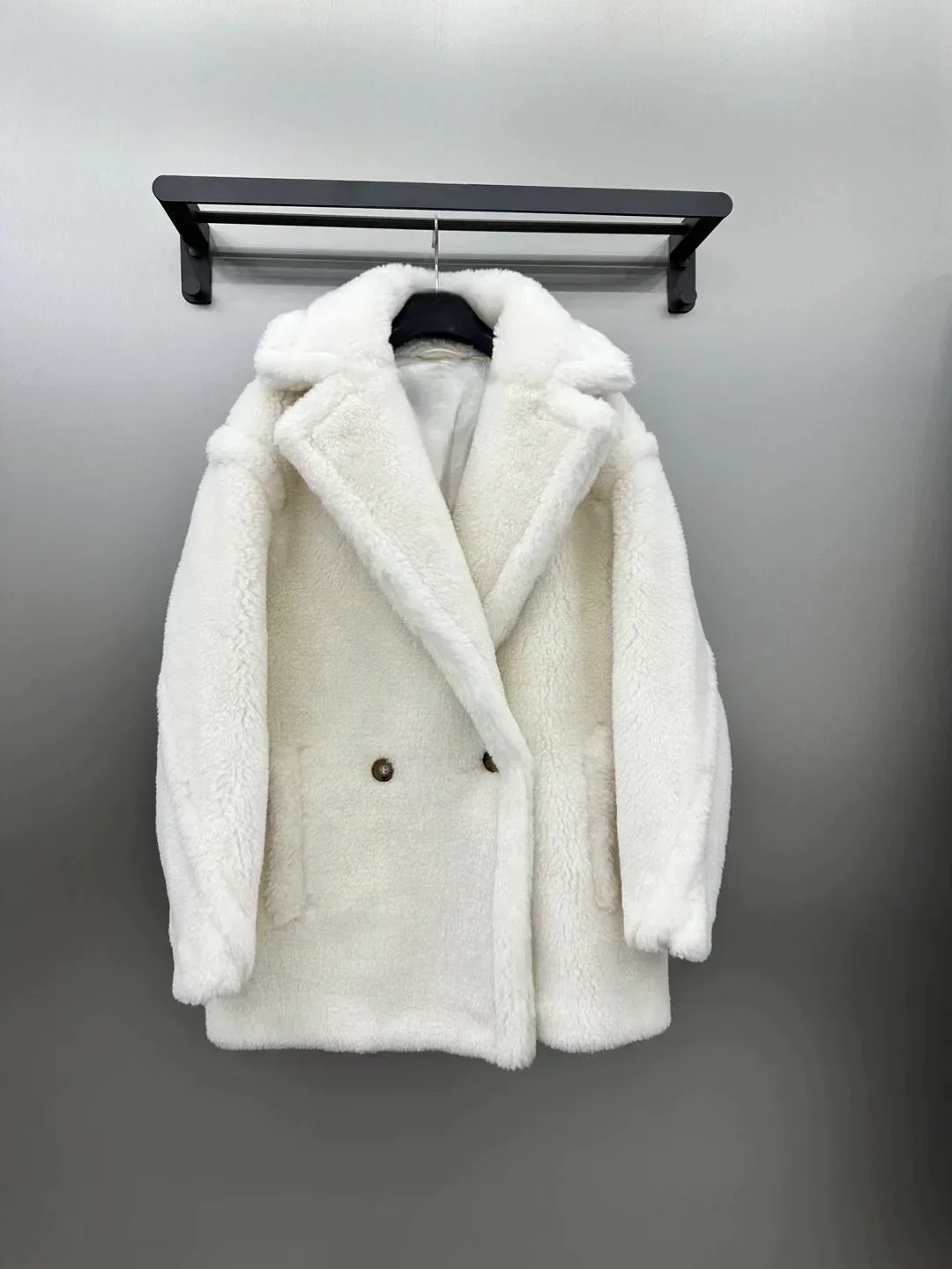 

Max Short Teddy Coat 62% Alpaca 26% Wool 12% Silk Coat Winter Thicken Women's Coat