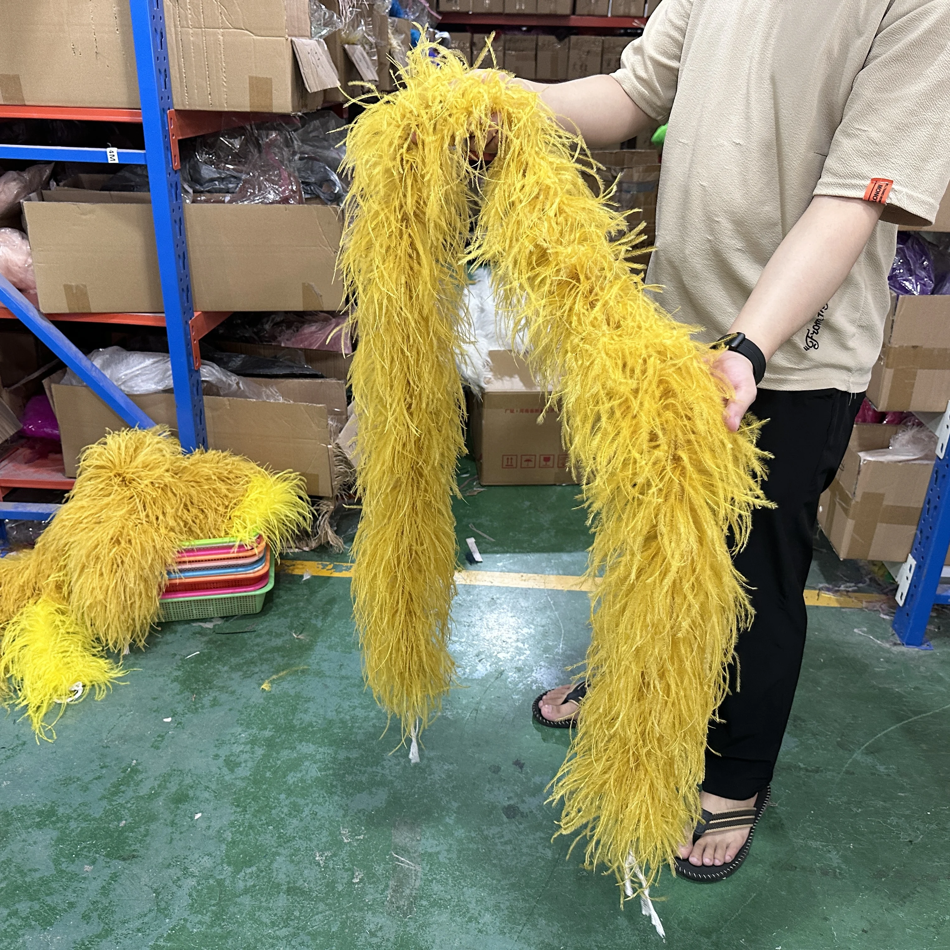 2Meter Golden Yellow Ostrich Feather Boas 6 8 10 26 35Ply Super Thick Feather Scarf Shawl Dress Clothing Sewing Plume Trim Decor