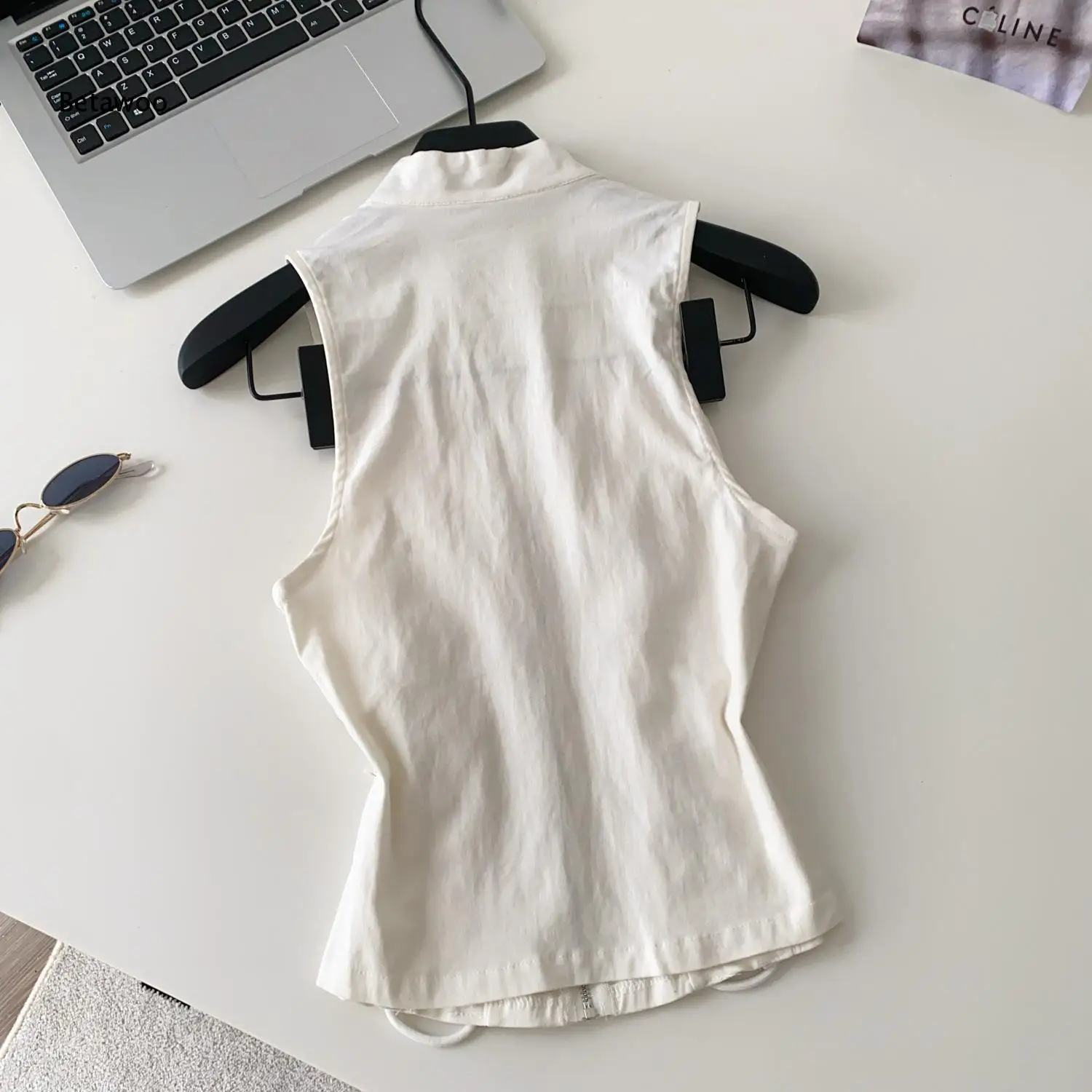 Women's Stand Collar Sleeveless Zip Up Top With Double Side Eyelet Lace Up Detail