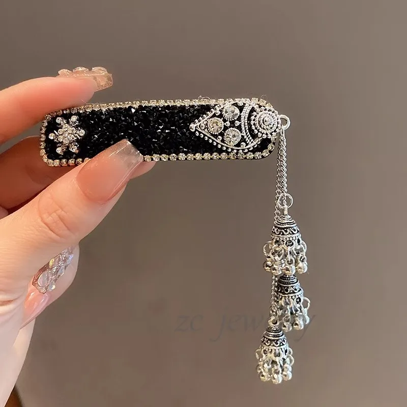 新しいヘビーデューティークリスタルラインストーンベルタッセルBBヘアクリップ、エスニックスタイル前髪クリップ、ヴィンテージサイドヘアバレッタ、女性用ヘアアクセサリー 1