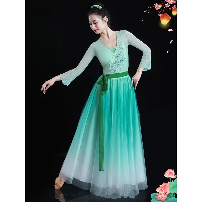 زي الرقص الكلاسيكي - زي أداء صورة رحلة الربيع الأنيق الذي يتدفق المطر، بدلة تدريب أثيرية على الطراز الصيني #1