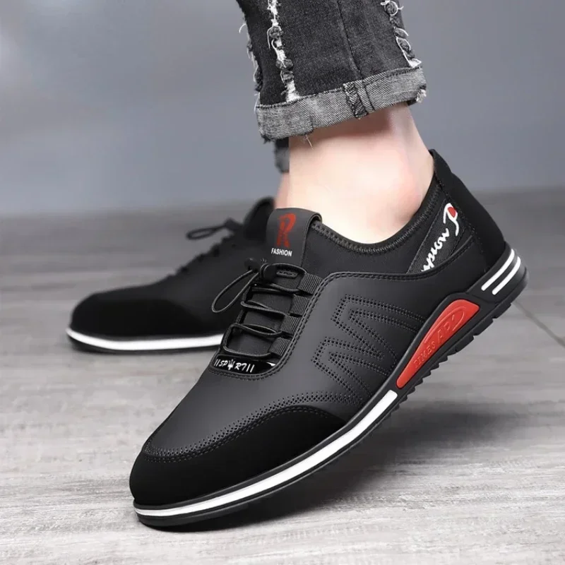 2024 Hot Men\'s Shoes Lightweight Leather Shoes for Men Soft Soled Male Sneakers Breathable Casual Shoes Slip on Working Footwear