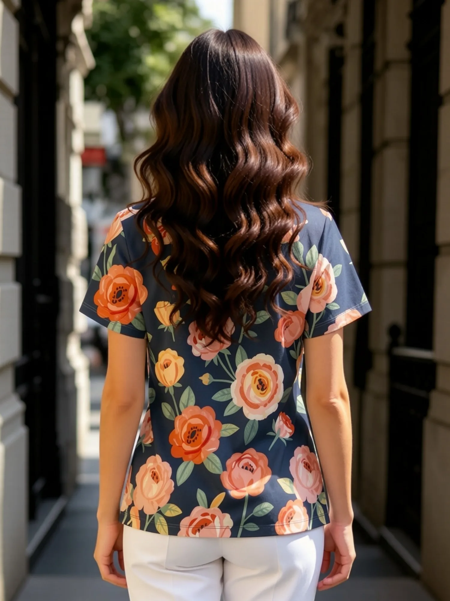 Casual Fit Womens V Neck Medical Uniform Top Complete With Functional Front Pockets Floral Pattern Loose Fit For Hospital Rounds