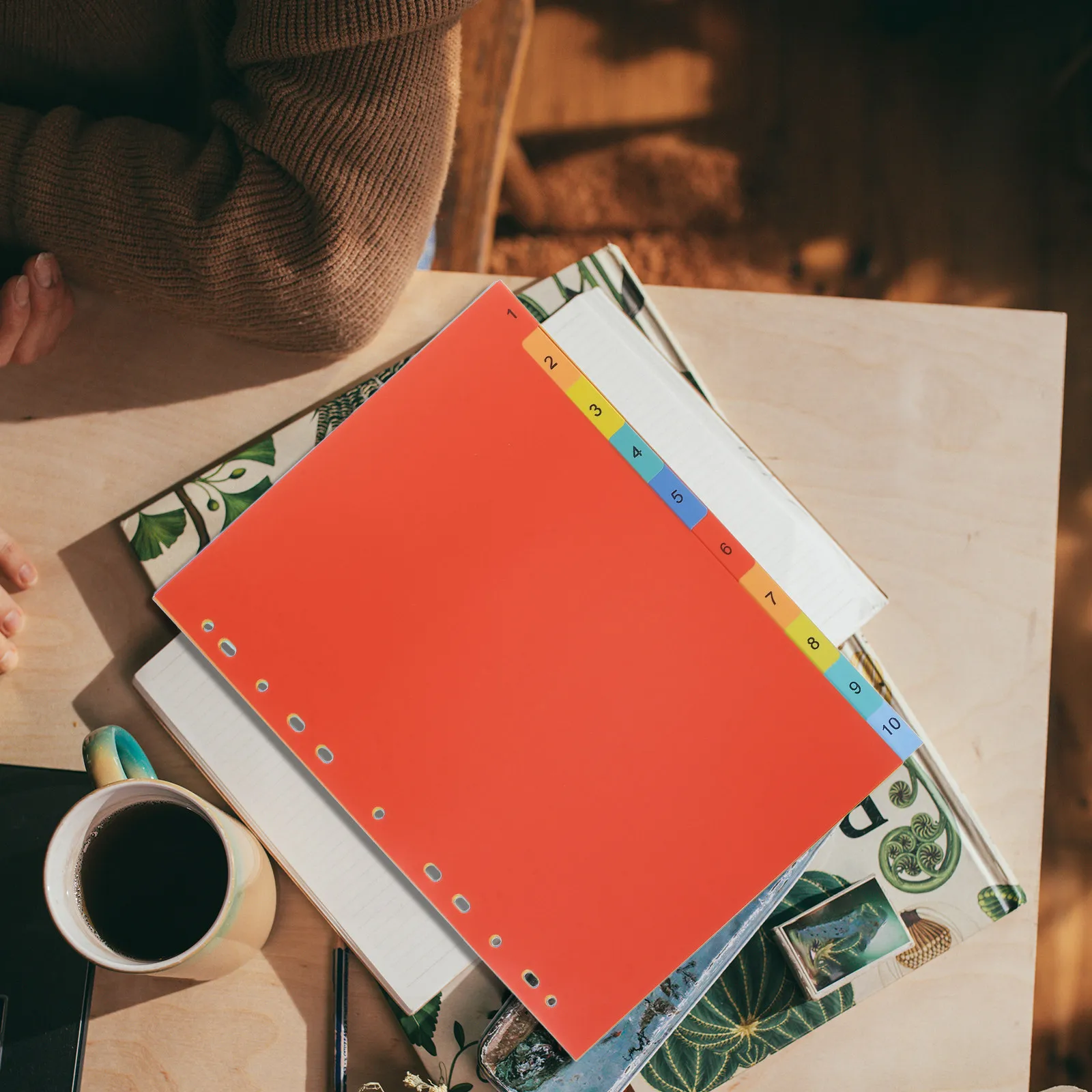 Tab Divider A4 - A4バインダーディバイダー2セット、PPプラスチック製インデックスディバイダー、書き込み可能なタブ付き、ルーズリーフノートやメモ帳の整理に最適、カラフル