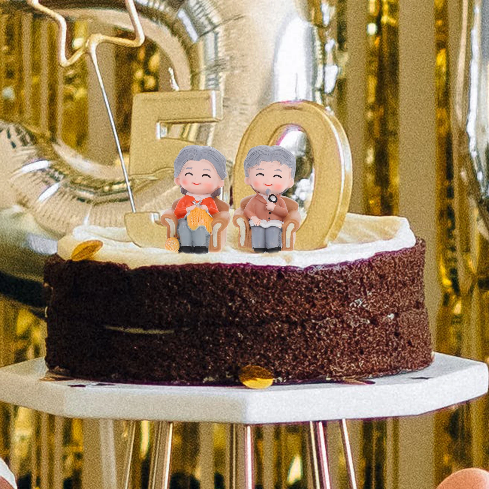 

2pcs Resin Elderly Couple Figurines Cartoon Old Man Cake Decoration Elder Statue Miniature nament Birthday Anniversary Gift