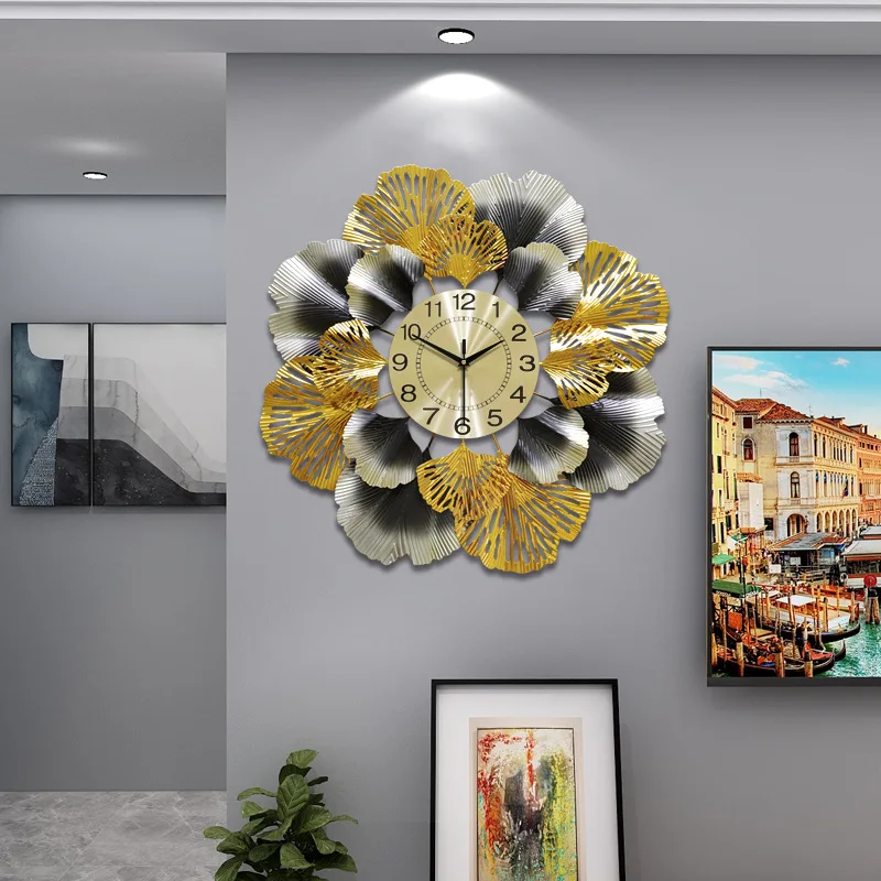 Wrought Iron Ginkgo Leaf Wall Clock - Chinese Style Home Decor, Noiseless Hanging Art for Living Room, Creative Mural Craft