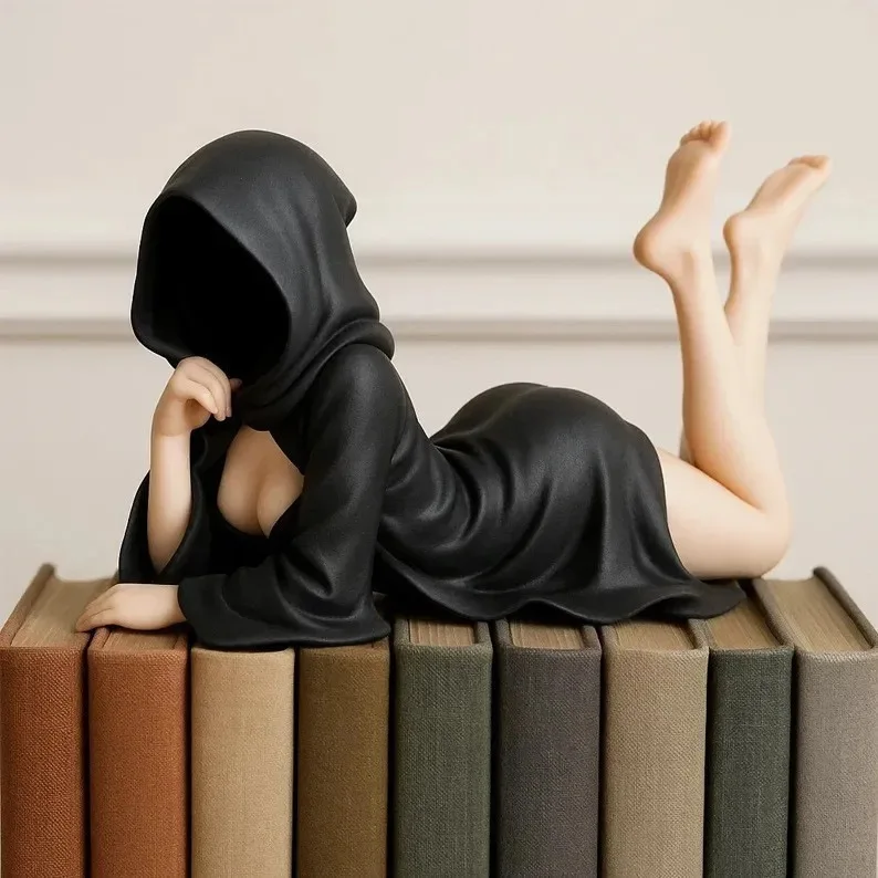 

Home Decor Ornament, Halloween Mysterious Statue, Black Robe Queen Decorative Ornament kawaii accessories desk accessories