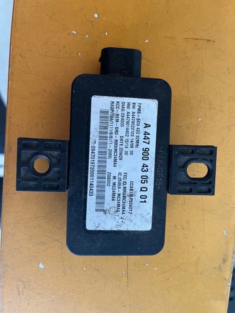 capteur-de-pression-des-pneus-tpms-d'occasion-d'origine-p-n-a-4479004305-unite-de-commande-dispositif-de-controle-de-pression-des-pneus-pour-mercedes-benz-vito-w447-44