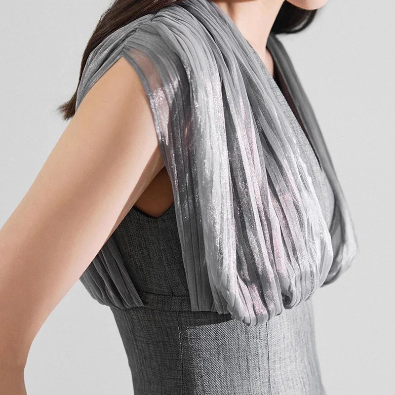 BEWQ Elegancka Sukienka Damska Dekolt V Plisowana Bez Rękawów Wysoki Stan Gazowa Wstawka Wieczorowa Sukienka na Imprezę Jesień 2025 Nowość