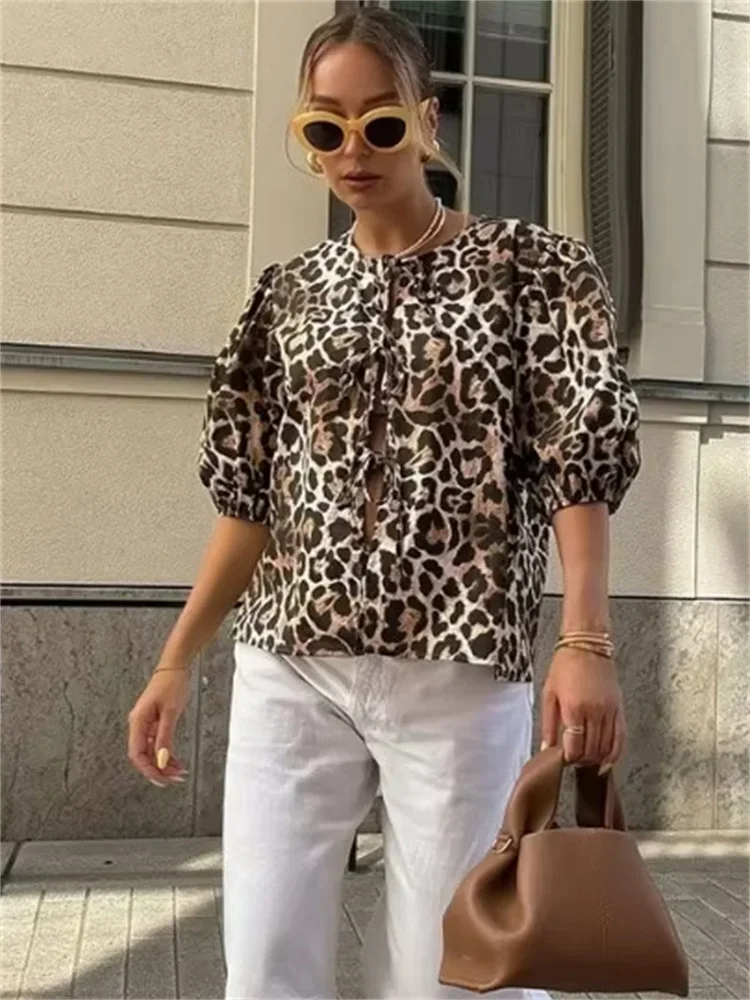 

Tossy Leopard Printed Female Shirts Top Casual Contrast Short Sleeve Hollow Out Lace-Up Slim Y2k Top Autumn 2024 Bandage Shirts