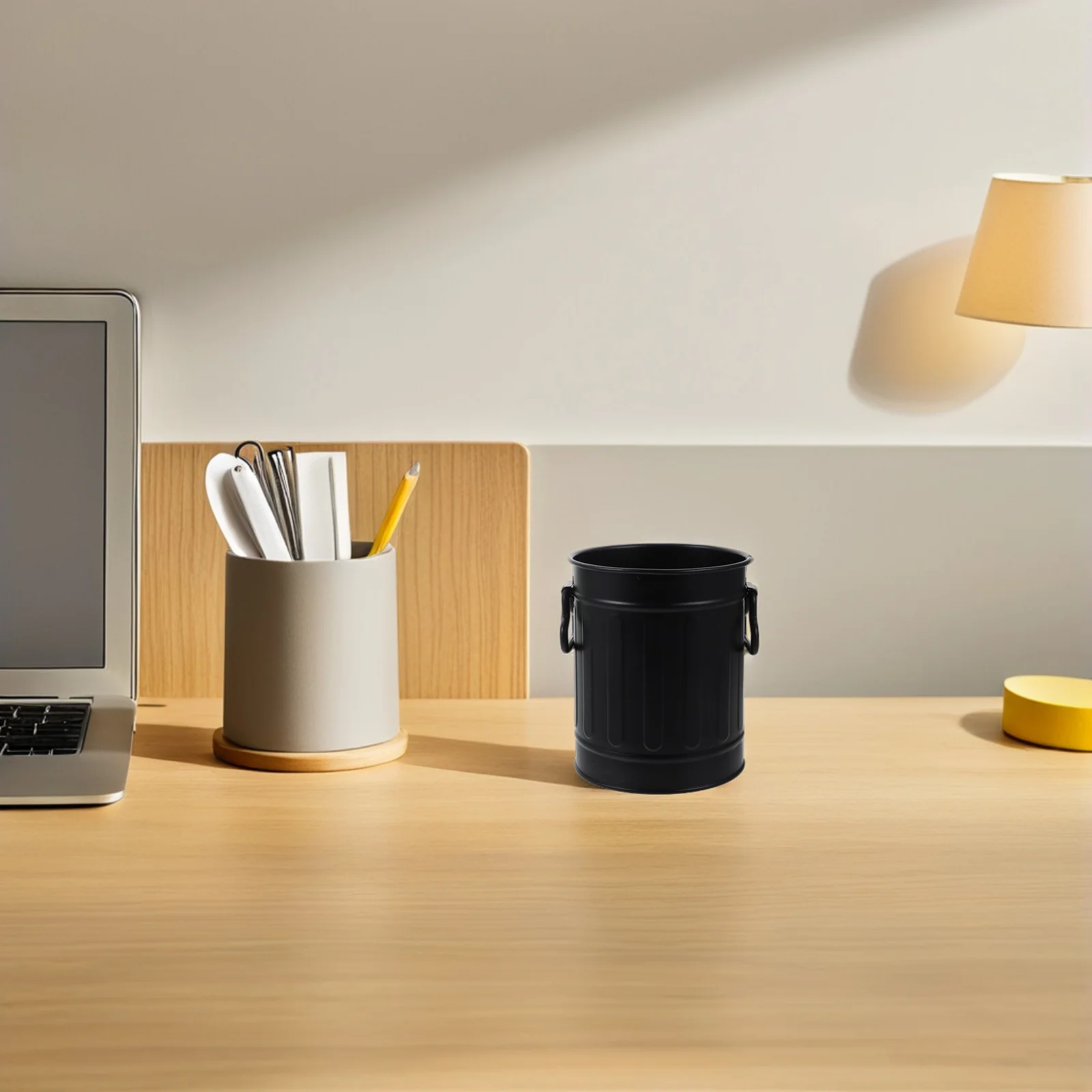 

Desktop Trash Can Iron Portable Simple Style Pen Holder Waste Bin Stationery Storage Office Organizer Desk Trash Can