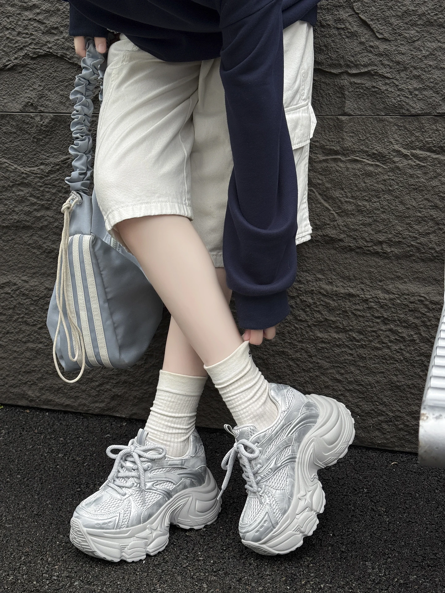 zapatillas-casuales-de-mujer-estilo-dad-shoes-con-suela-gruesa-versatiles-moda-otono-2025-que-aumentan-la-altura-9cm-de-c