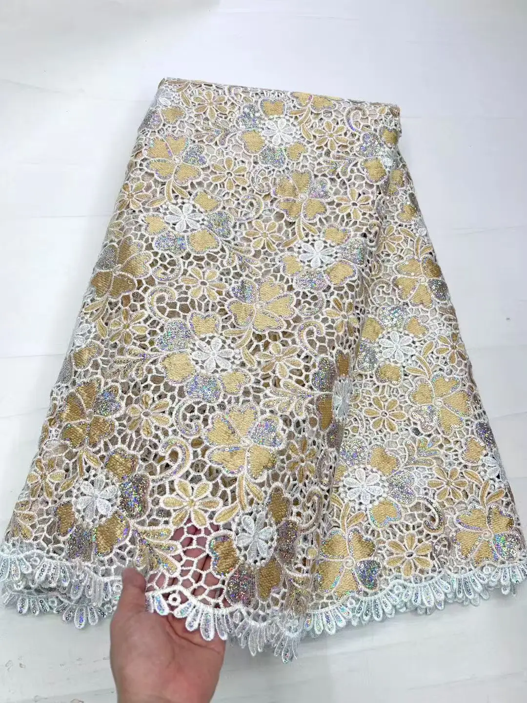 PIZZO Paillettes Africane Cavo Guipure Tessuti di Pizzo 5 Metri Bianco 2025 Nuovo Merletto Solubile in Acqua Nigeriano Per Le Donne Abiti Da Cucire