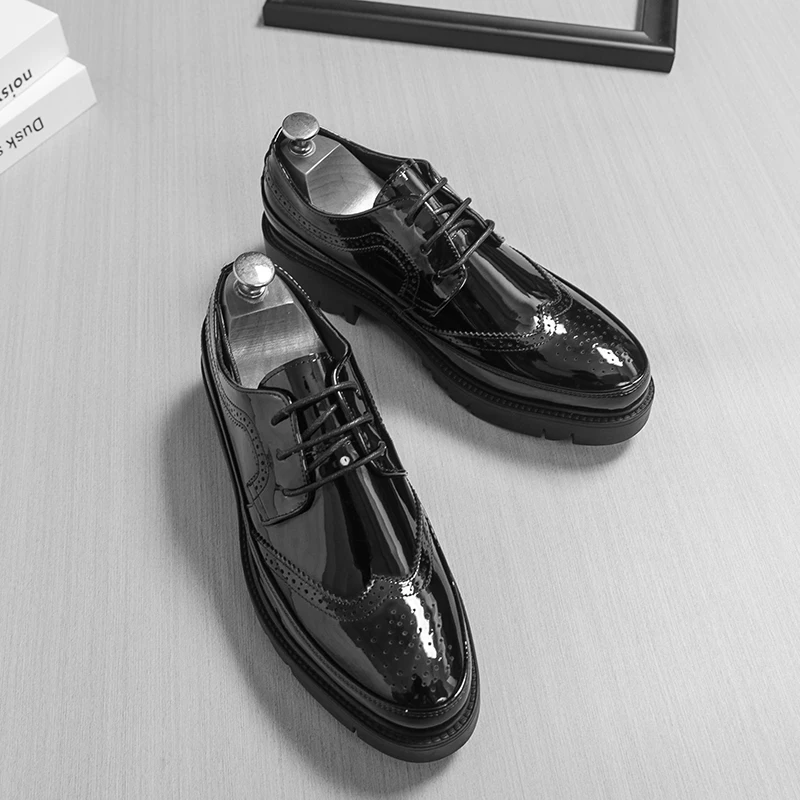 

Four Seasons Men Business Brock Leather Shoes Black Casual Thick-soled Anti-slip Comfortable Lightweight Leather Shoes Men